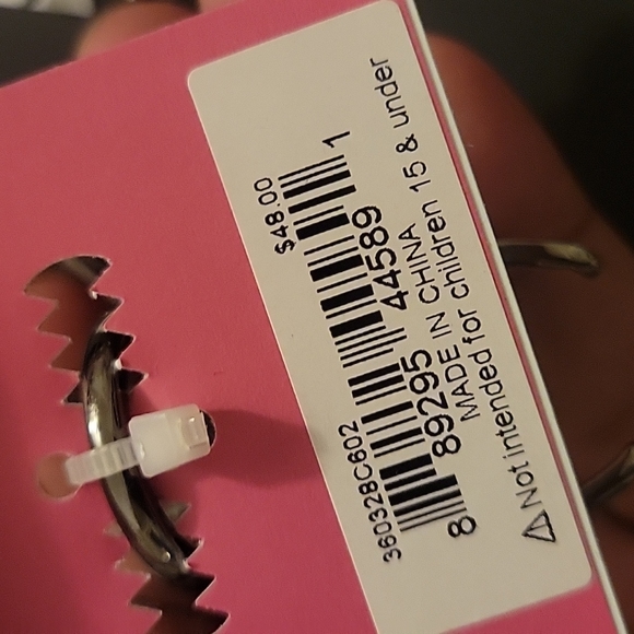 Betsey Johnson Spider Necklace, Earrings, and Ring. - Picture 3 of 4